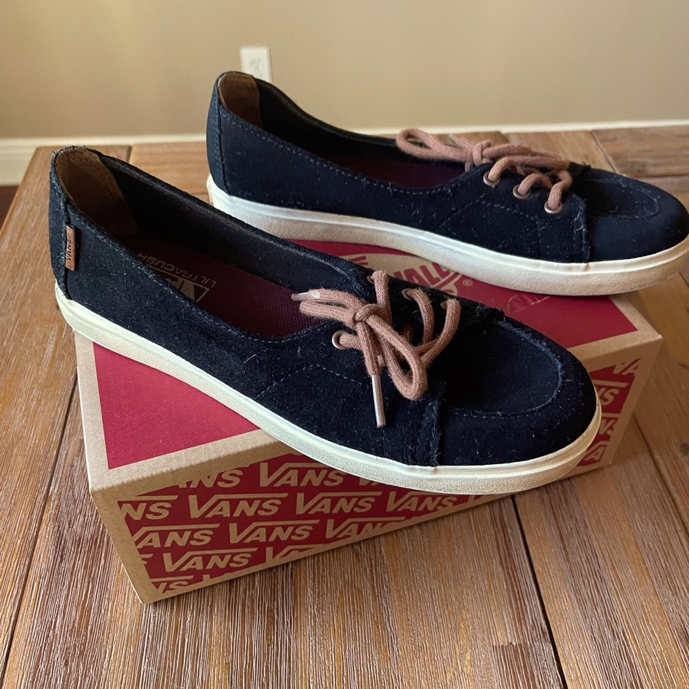 Vans black shoes